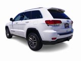 Used 2020 Jeep Grand Cherokee Laredo w/ 18" Wheel & 8.4" Radio Group image 5