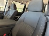 Used 2019 Nissan Titan SV image 4