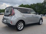 Used 2023 Kia Soul LX w/ LX Technology Package image 4