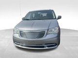 Used 2016 Chrysler Town & Country Touring w/ Driver Convenience Group image 2