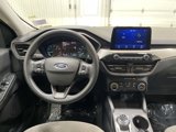 Used 2022 Ford Escape SE image 3