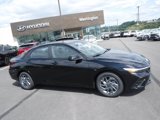 Used 2024 Hyundai Elantra SEL image 2