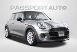 Used 2020 MINI Cooper 2-Door Hardtop image 2