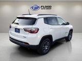 Used 2018 Jeep Compass Latitude w/ Popular Equipment Group image 4