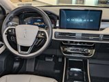 New 2025 Lincoln Corsair AWD image 5