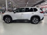 Used 2022 Nissan Rogue SV image 2