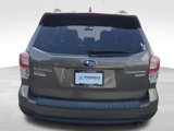 Used 2017 Subaru Forester 2.5i Touring w/ Popular Package #2 image 4