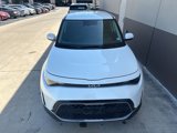 Used 2023 Kia Soul LX w/ LX Technology Package image 4