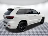 Used 2020 Jeep Grand Cherokee Altitude image 3