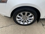 Used 2010 Lincoln MKT 2WD image 4