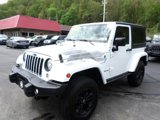 Used 2017 Jeep Wrangler Sahara image 3