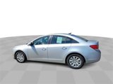 Used 2011 Chevrolet Cruze LS w/ Connectivity Package image 6