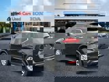 Used 2017 Nissan Rogue SV image 3