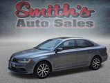 Used 2017 Volkswagen Jetta SE image 3