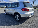 Used 2014 Volkswagen Tiguan S image 5