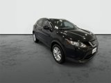 Used 2018 Nissan Rogue Sport SV image 2