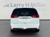 Used 2020 Chrysler Pacifica Touring-L image 5