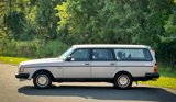 Used 1990 Volvo 240 DL image 4