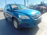 Used 2010 Volkswagen Tiguan S image 4