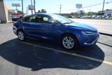 Used 2016 Chrysler 200 Limited w/ Convenience Group image 2