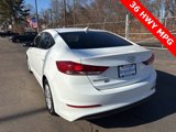 Used 2017 Hyundai Elantra SE image 4
