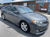 Used 2014 Toyota Camry SE image 2