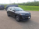 Certified 2024 Jeep Compass Latitude image 2