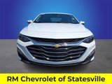 Used 2023 Chevrolet Malibu LT image 2