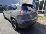 Used 2023 Jeep Cherokee Altitude Lux image 4