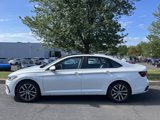Certified 2025 Volkswagen Jetta SE image 4