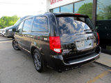 Used 2017 Dodge Grand Caravan SXT w/ Driver Convenience Group image 5
