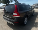 Used 2016 Volvo XC70 T5 Premier w/ Proximity Package image 4