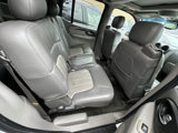 Used 2003 GMC Envoy XL SLT image 6
