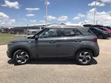 Used 2025 Hyundai Venue SEL image 4