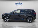 Used 2023 Nissan Rogue SL image 2