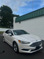 Used 2017 Ford Fusion SE w/ Fusion SE Technology Package image 2