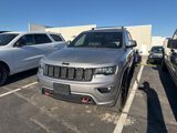 Used 2018 Jeep Grand Cherokee Altitude image 3