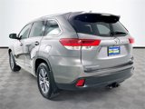 Used 2018 Toyota Highlander XLE image 5