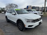 Used 2018 Volkswagen Tiguan SE w/ Panoramic Sunroof Package image 3