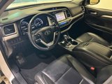 Used 2015 Toyota Highlander XLE image 2