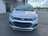 Used 2019 Chevrolet Trax LT w/ LT Convenience Package image 2