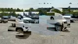 Used 2023 Chrysler Pacifica Touring-L image 2