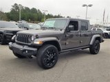 Used 2025 Jeep Gladiator Sport image 3