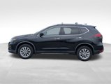 Used 2020 Nissan Rogue SV image 2