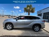Used 2021 Toyota Highlander L image 5