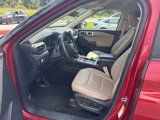 Used 2020 Ford Explorer XLT w/ Equipment Group 202A image 3