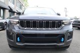 Used 2022 Jeep Grand Cherokee Overland w/ Advanced Protech Group III image 2