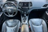 Used 2019 Jeep Cherokee Limited image 5