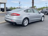Used 2020 Ford Fusion SE image 3