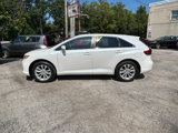 Used 2015 Toyota Venza LE image 4